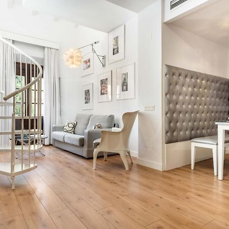 Loft Duplex With Private Terrace - Historic Center By Rems Apartment มาลากา ภายนอก รูปภาพ